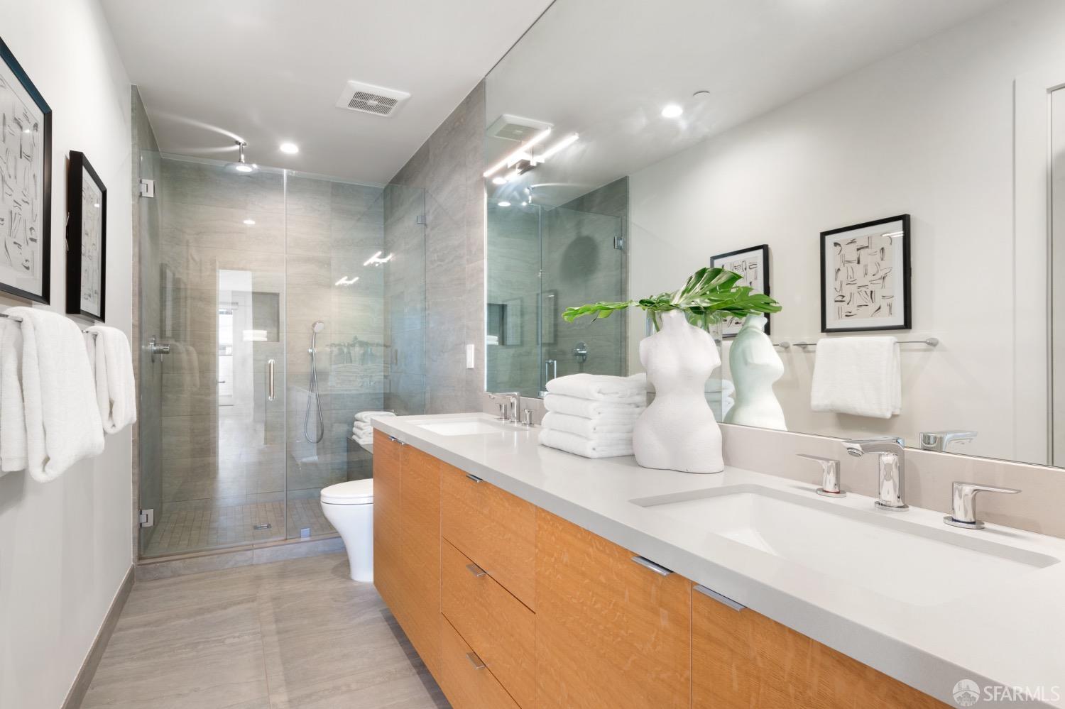 2779 Folsom Street # 6