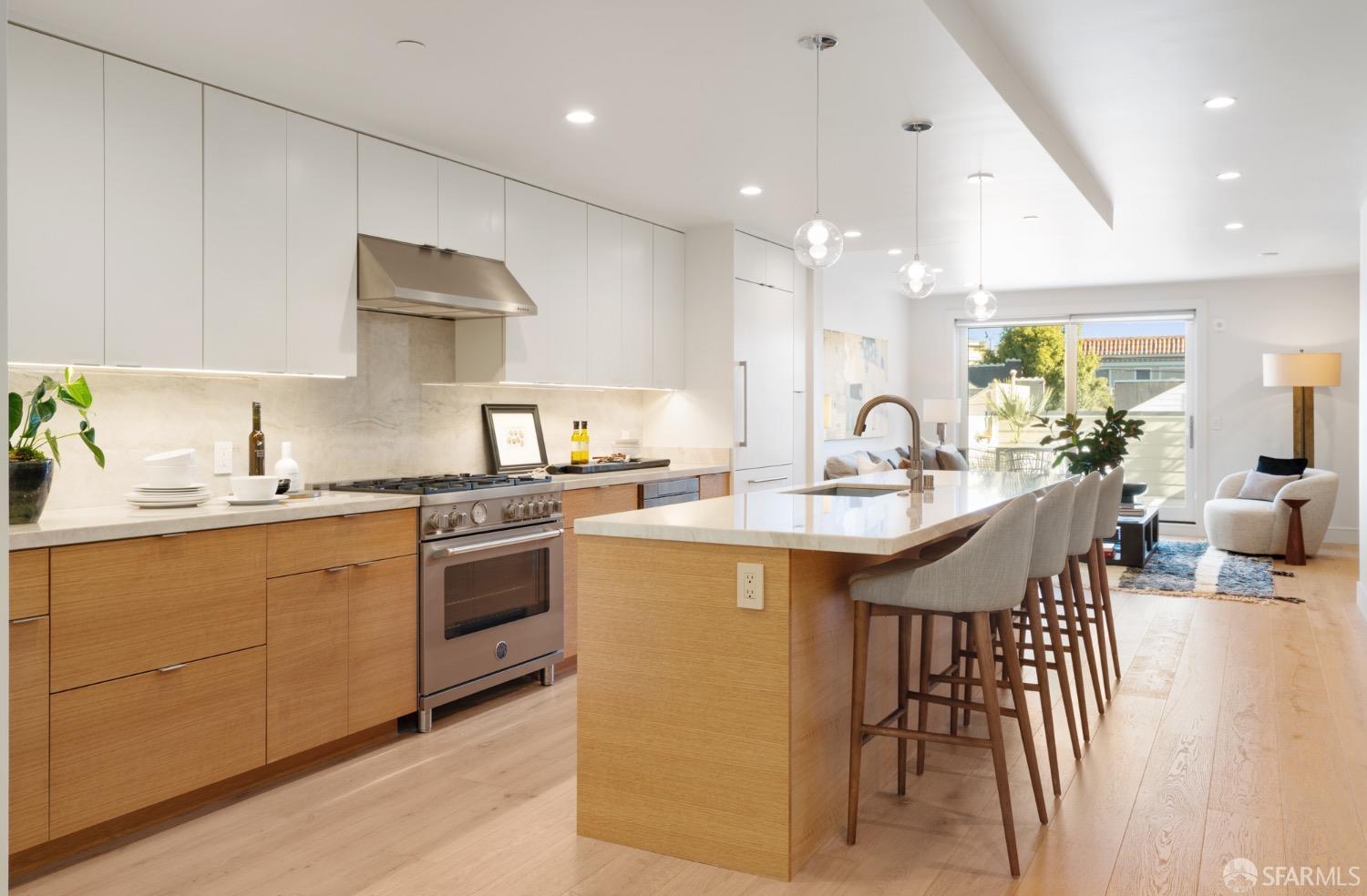 2779 Folsom Street # 6