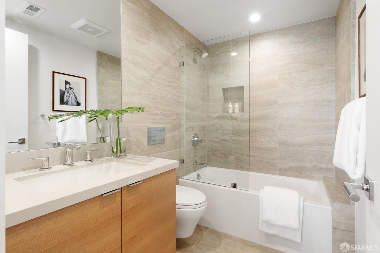 2779 Folsom Street # 6