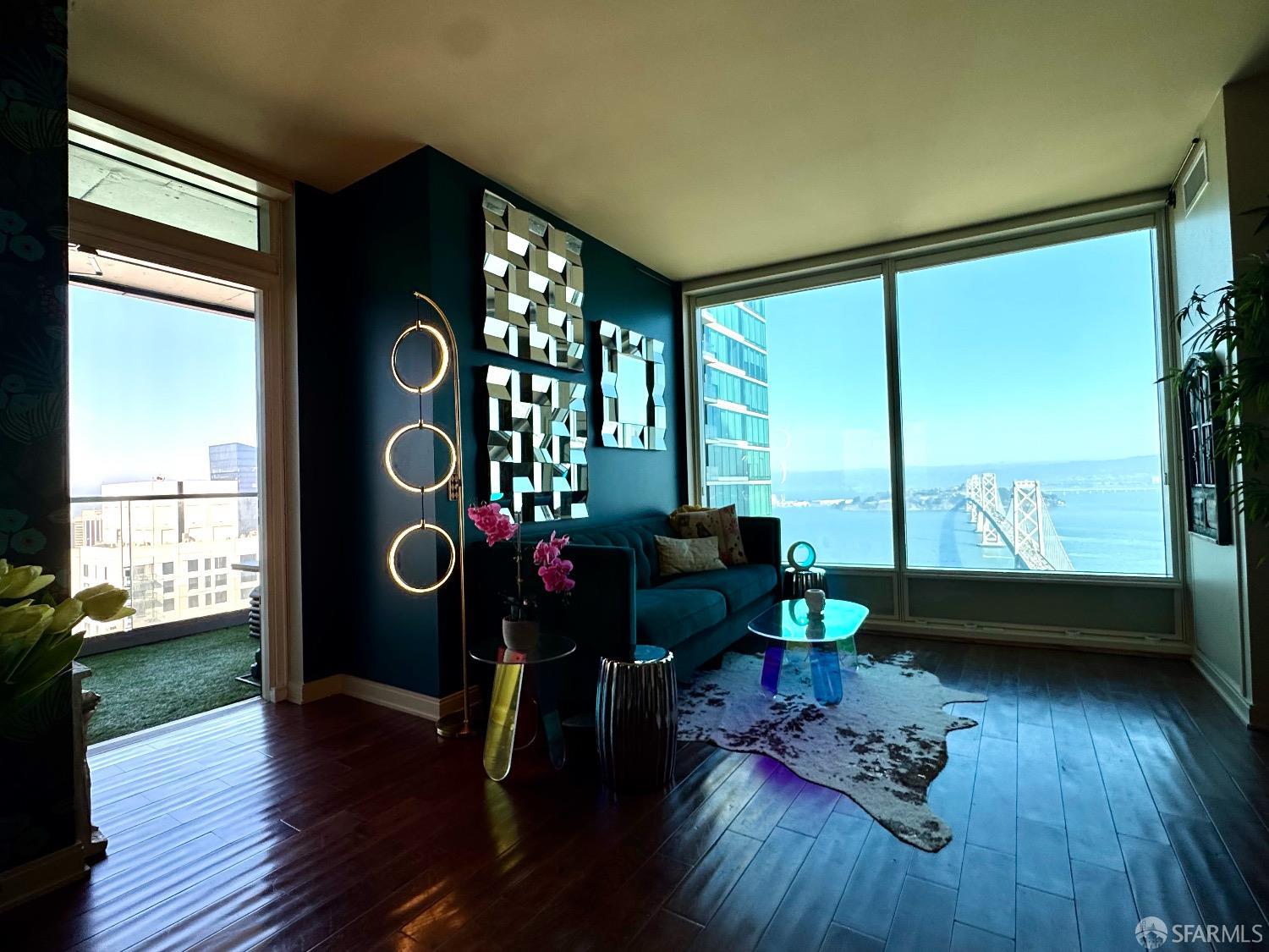 425 1st Street # 4308