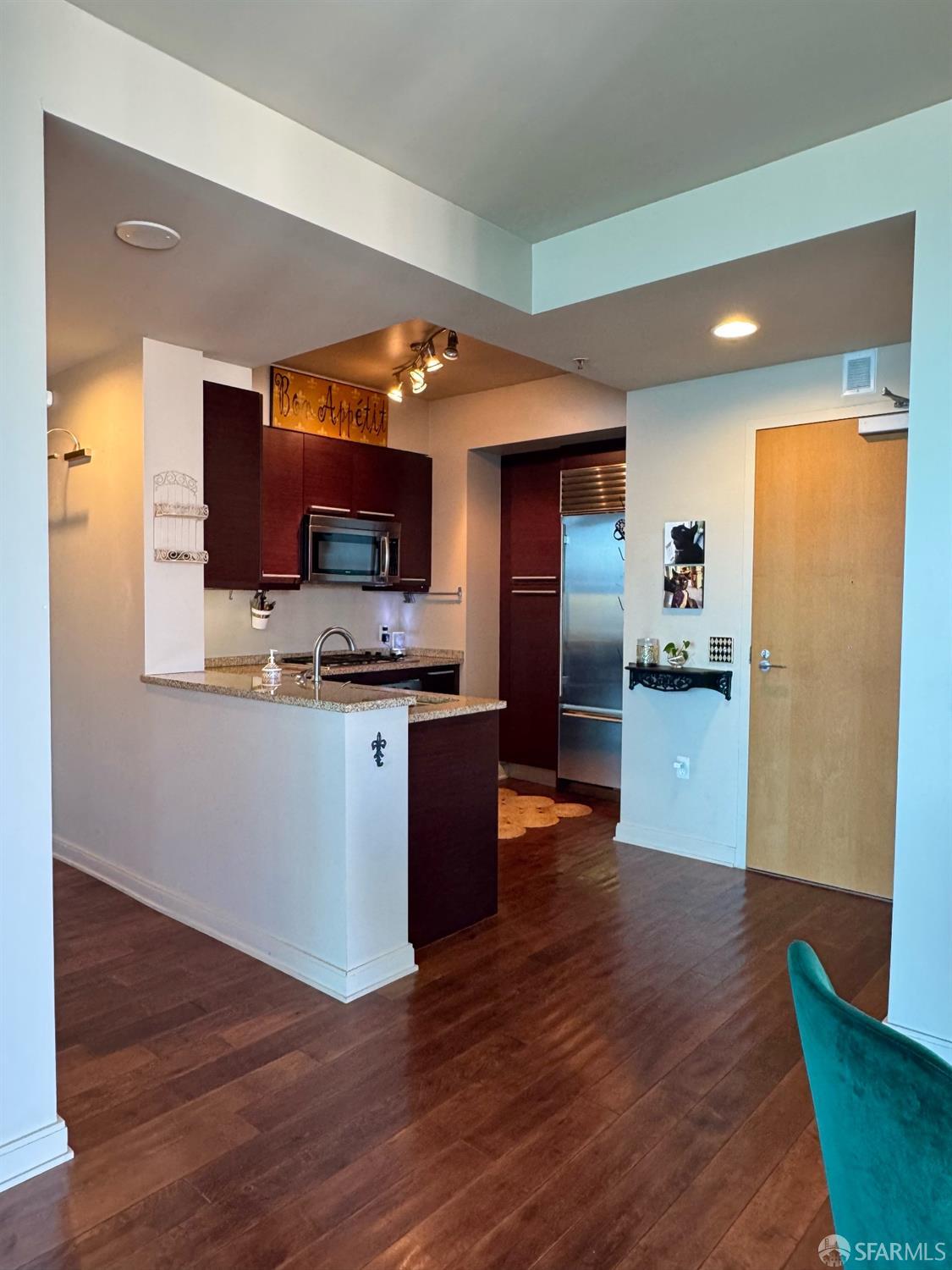 425 1st Street # 4308