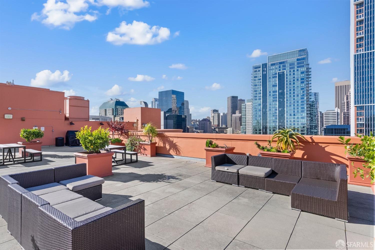 50 Lansing Street # 511