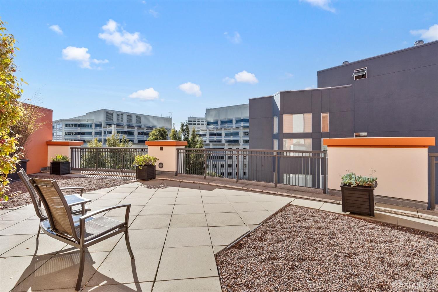 50 Lansing Street # 511