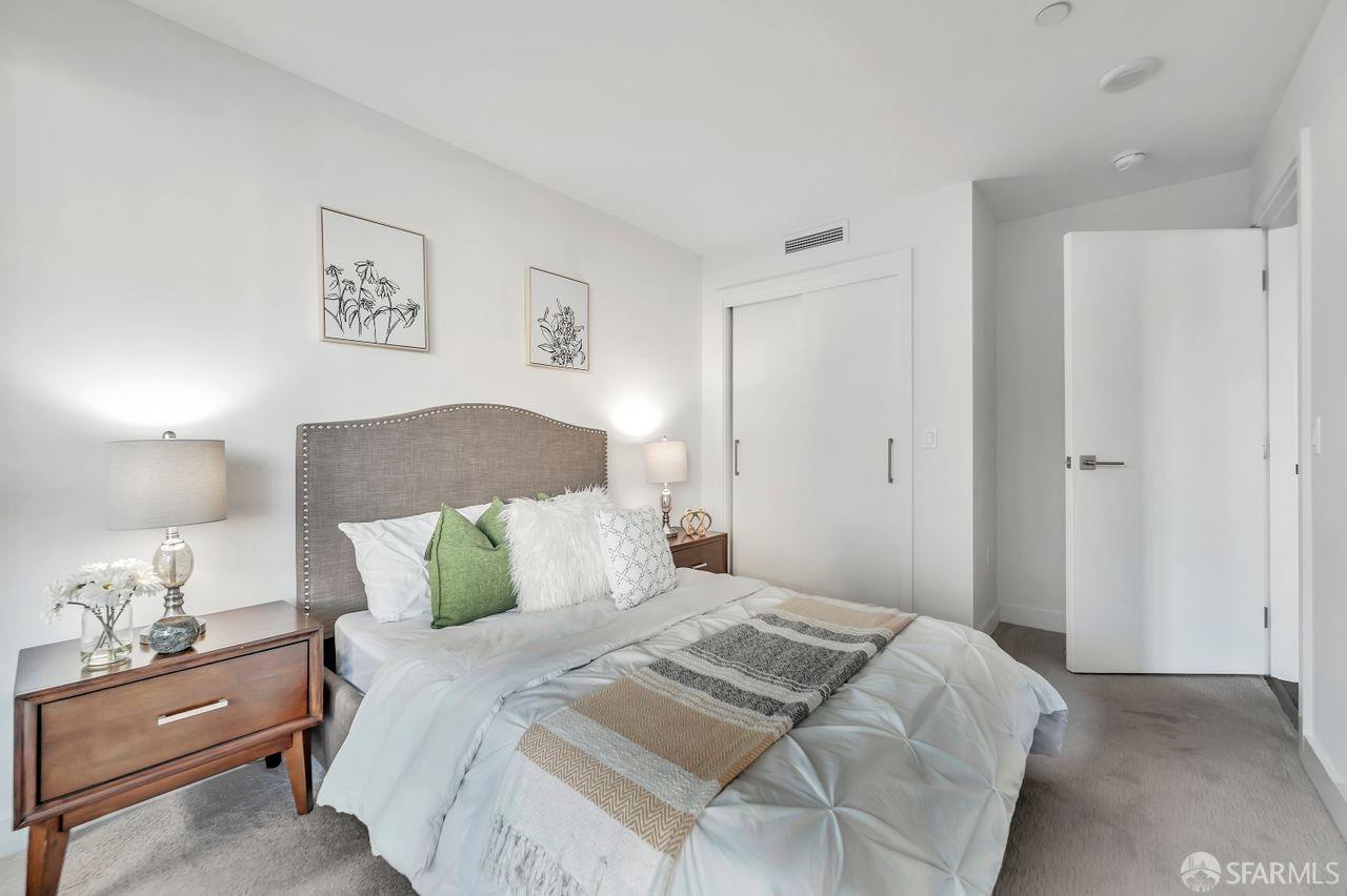 708 Long Bridge Street # 207