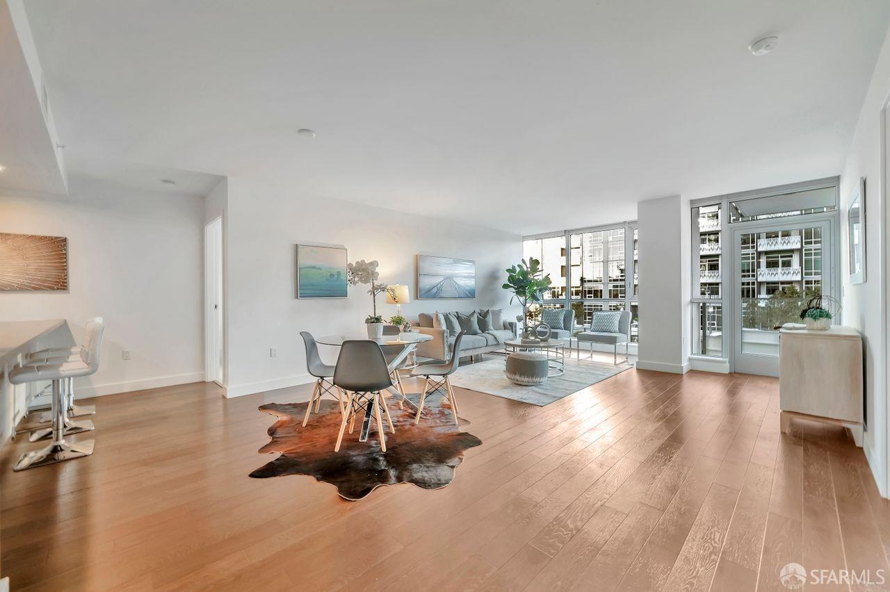 708 Long Bridge Street # 207