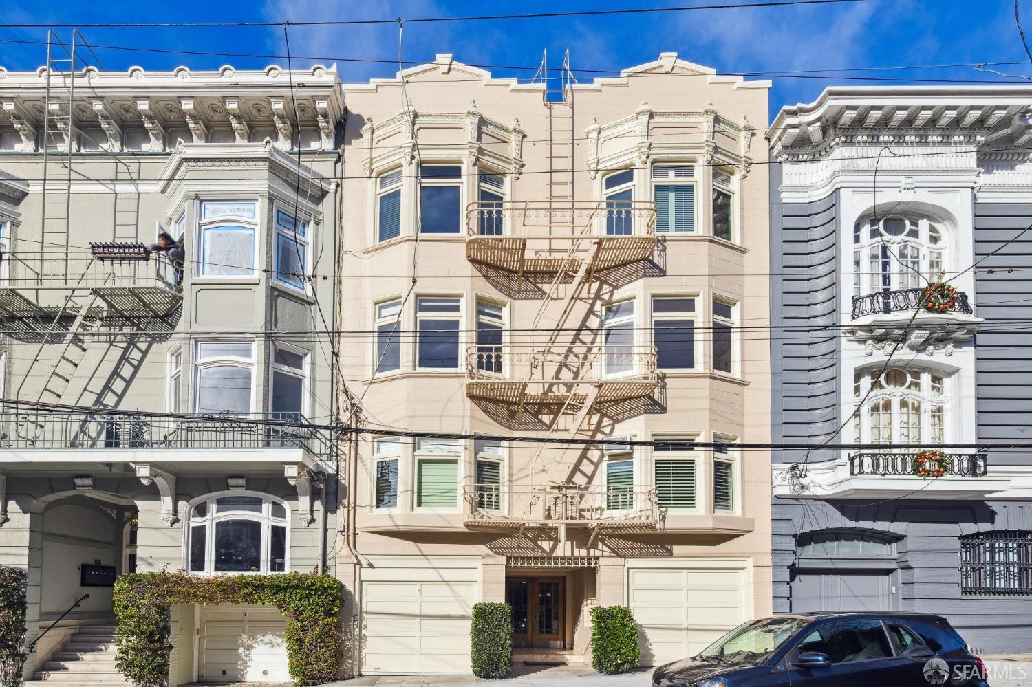 2240 Green Street # 4
