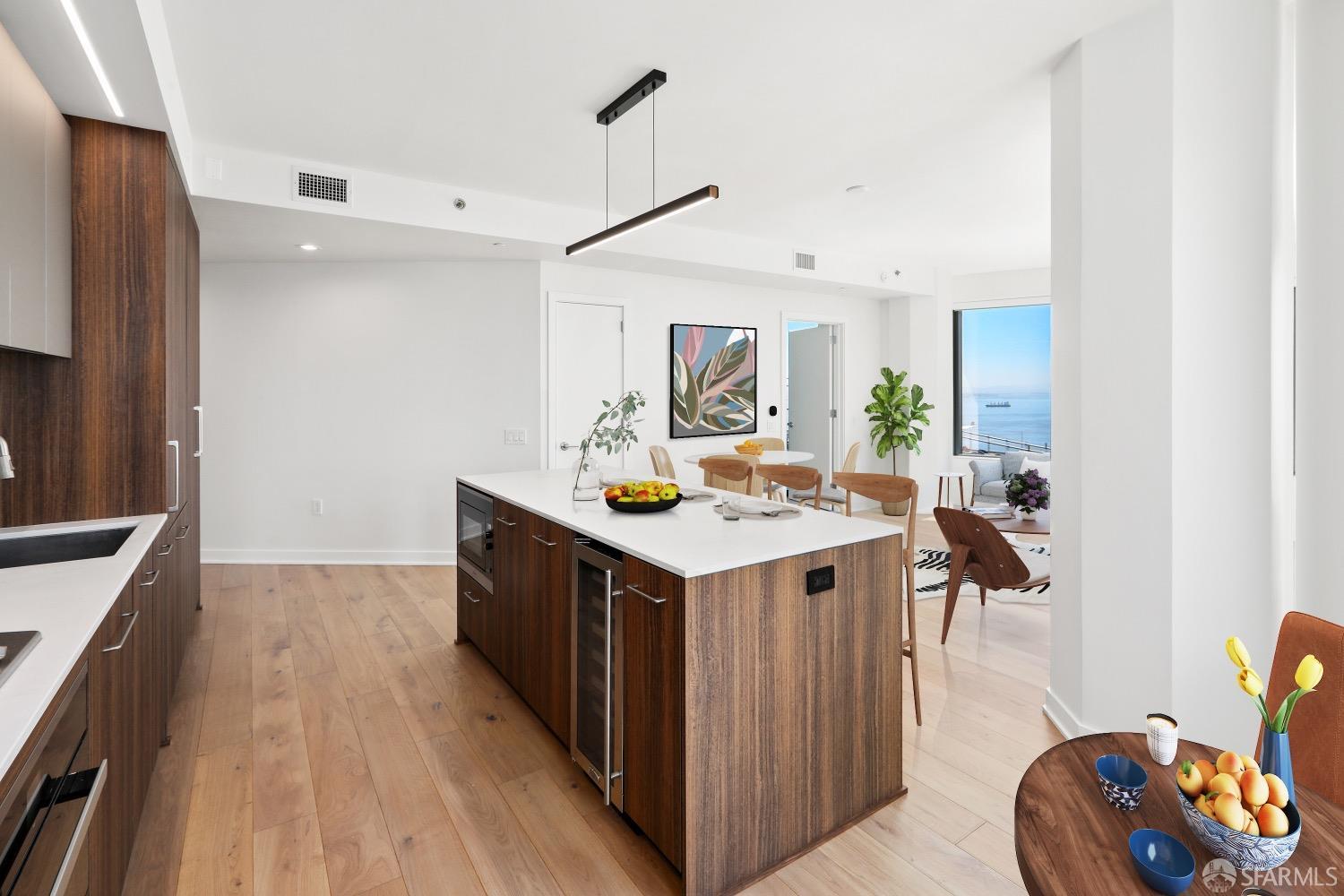 280 Spear Street # 30C