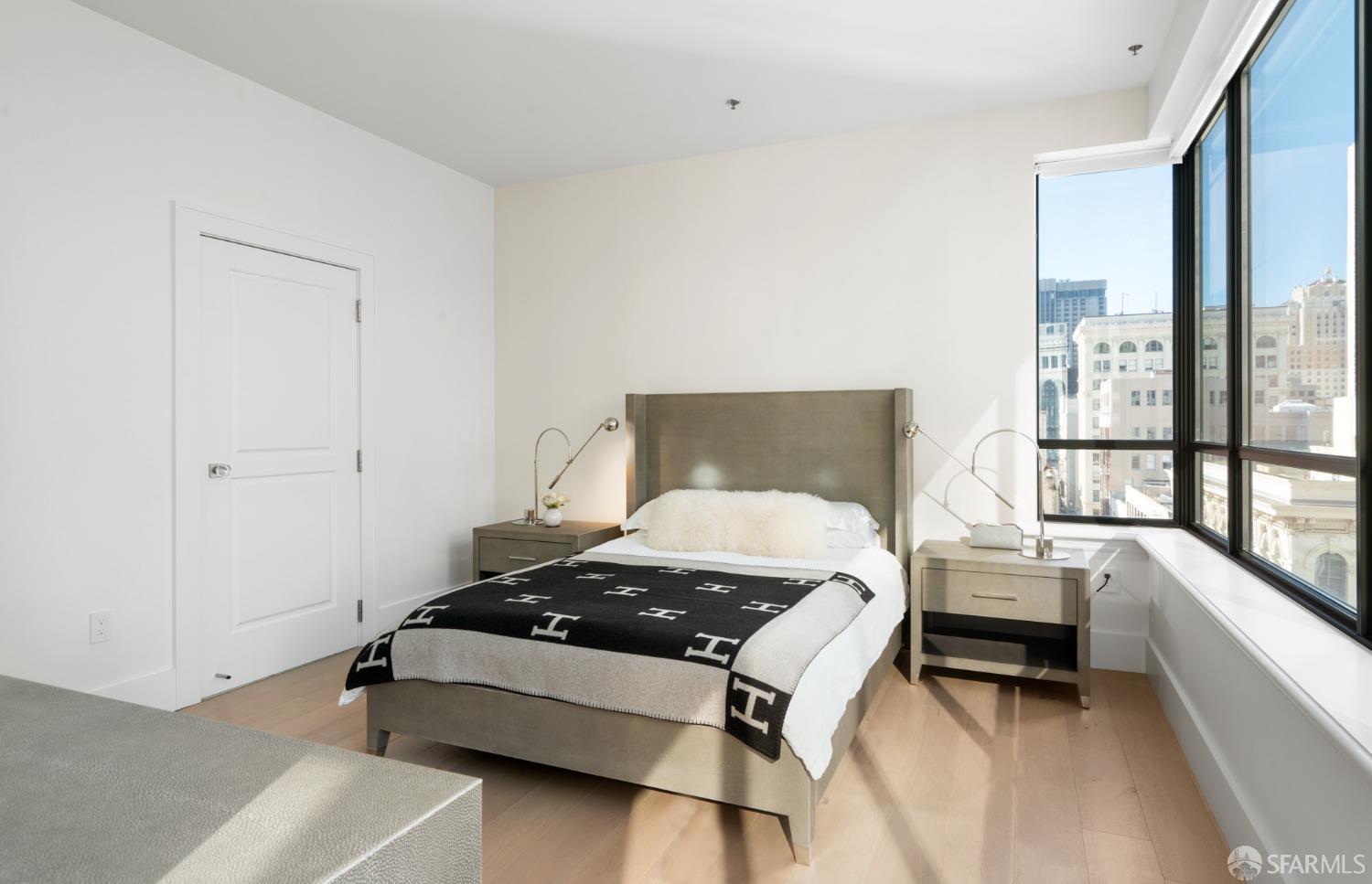690 Market Street # 905
