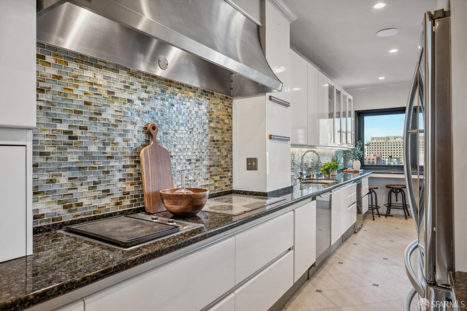 631 Ofarrell Street # 2101