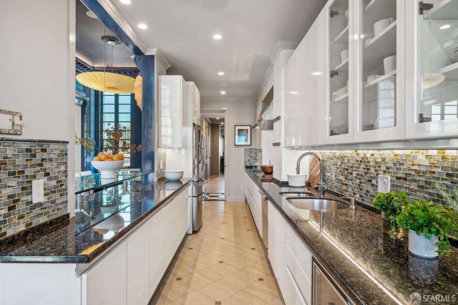 631 Ofarrell Street # 2101