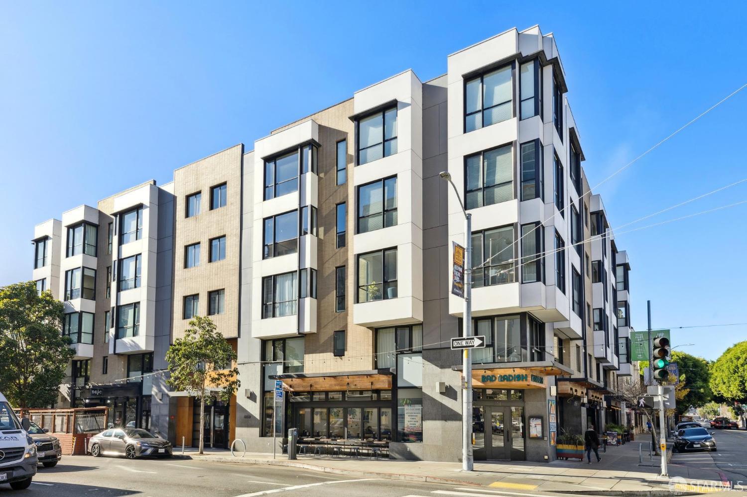 233 Franklin Street # 404