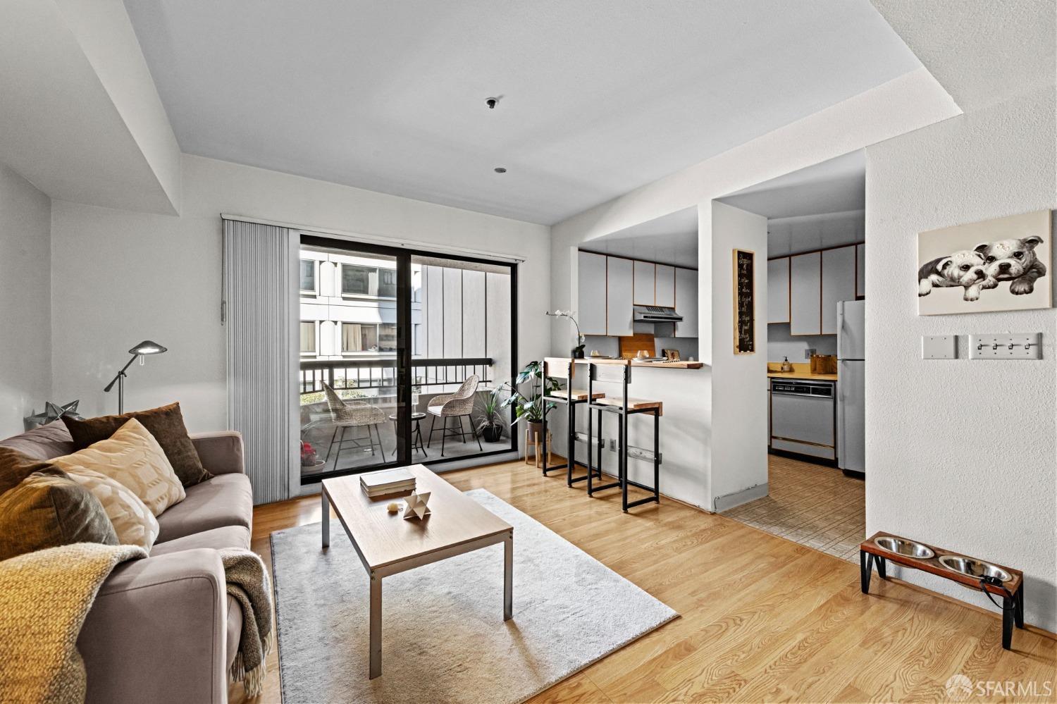 601 Van Ness Avenue # 208