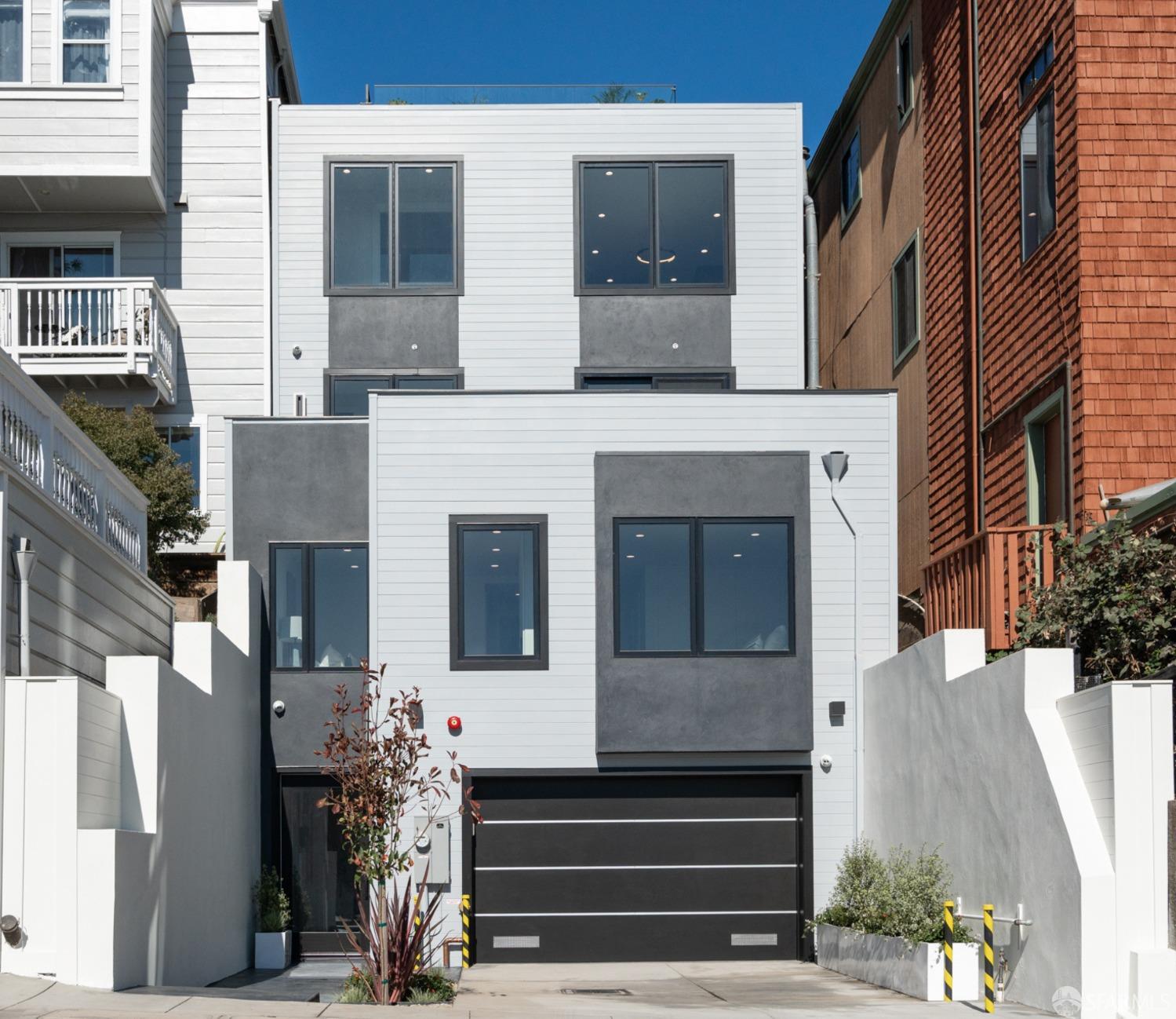 120 Brewster Street