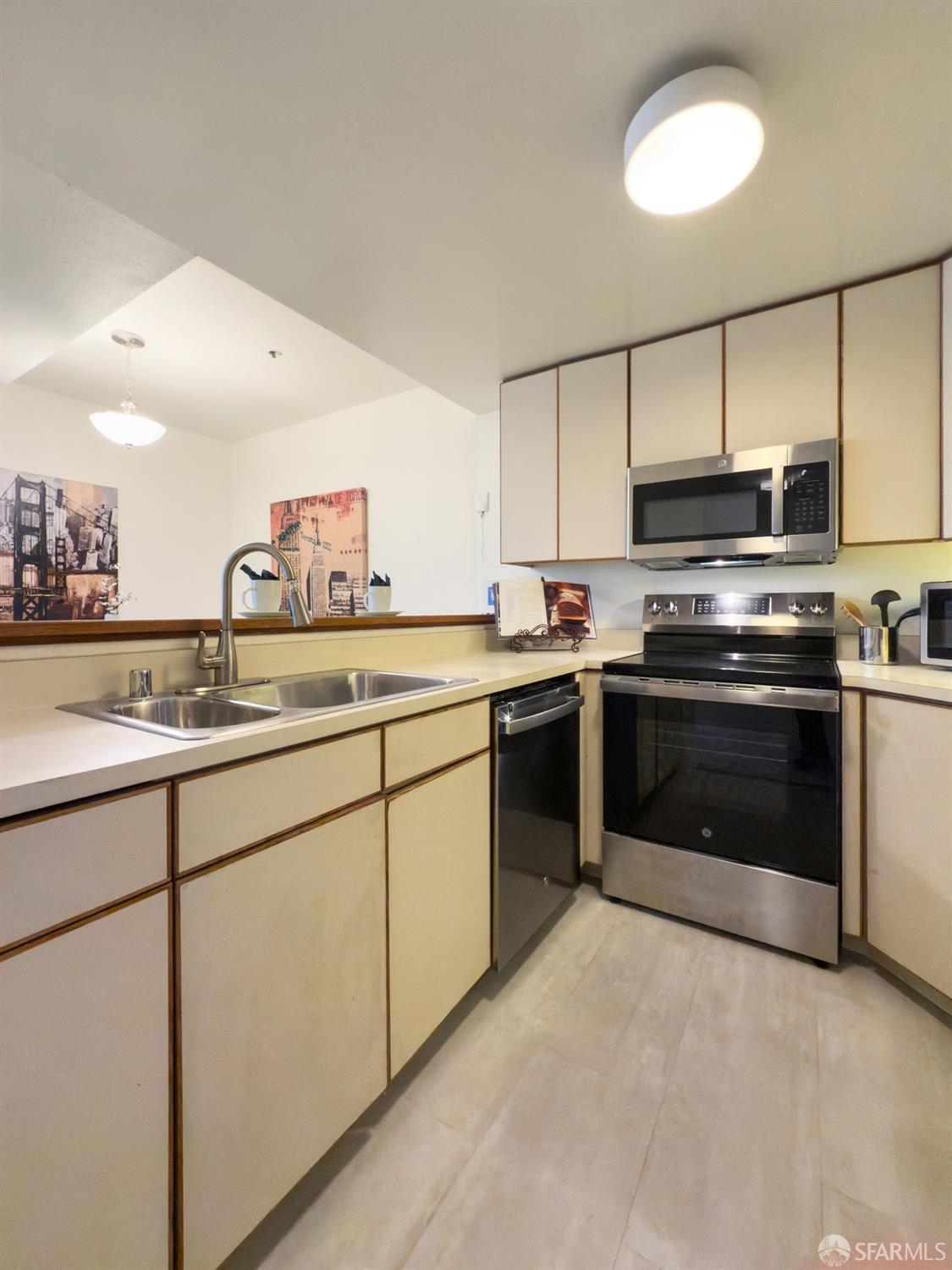 601 Van Ness Avenue # 209