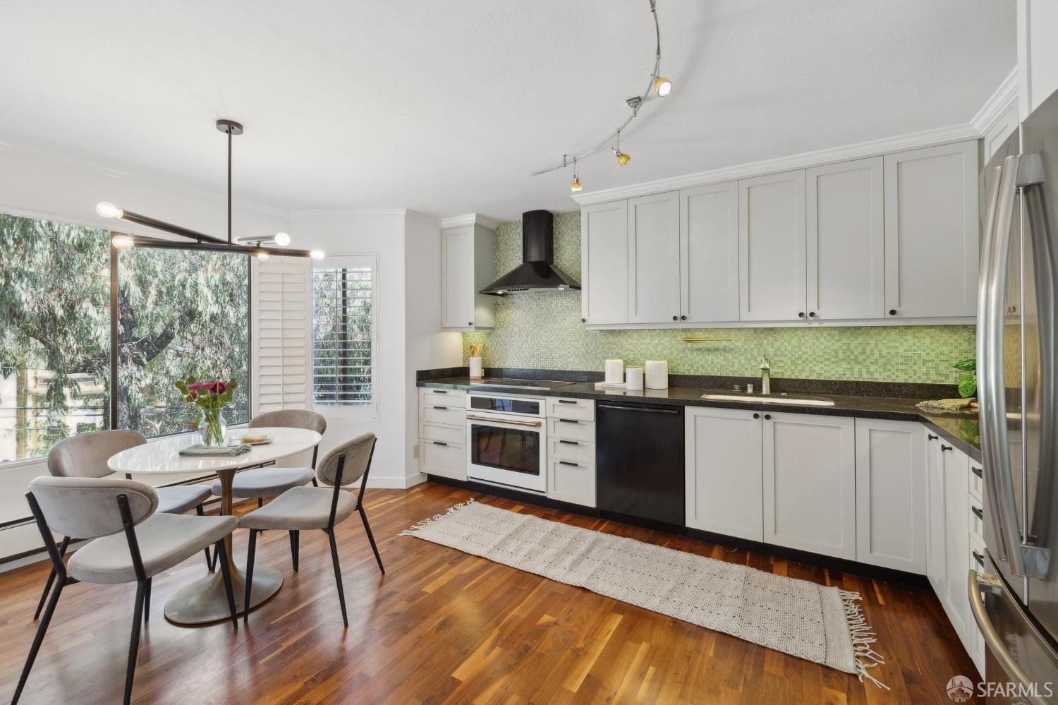 650 Steiner Street # 6