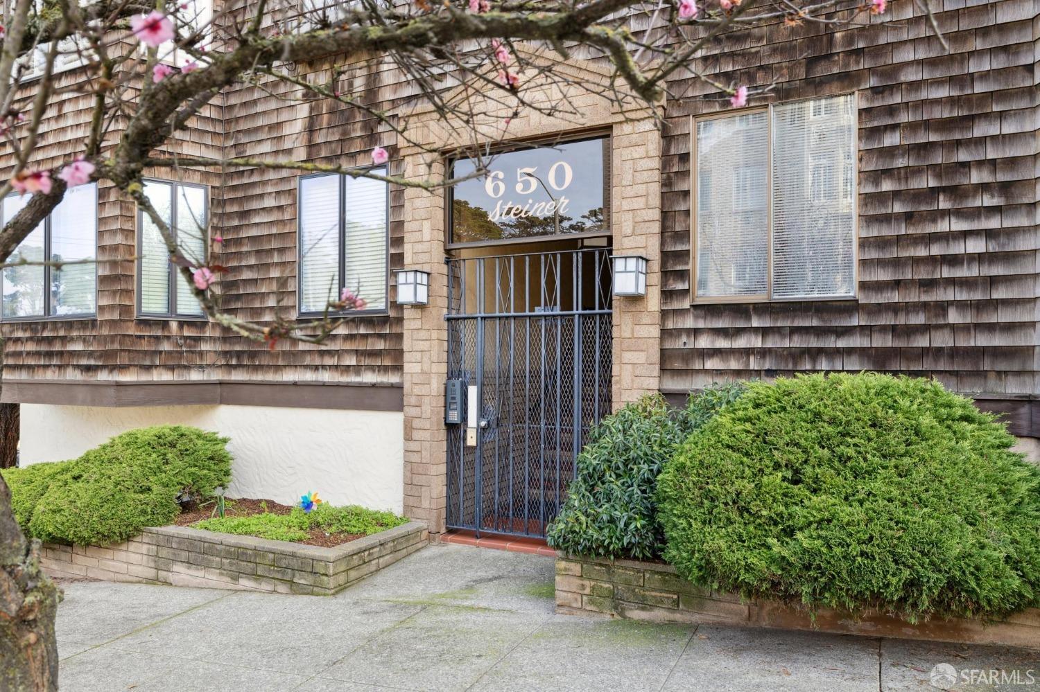 650 Steiner Street # 6