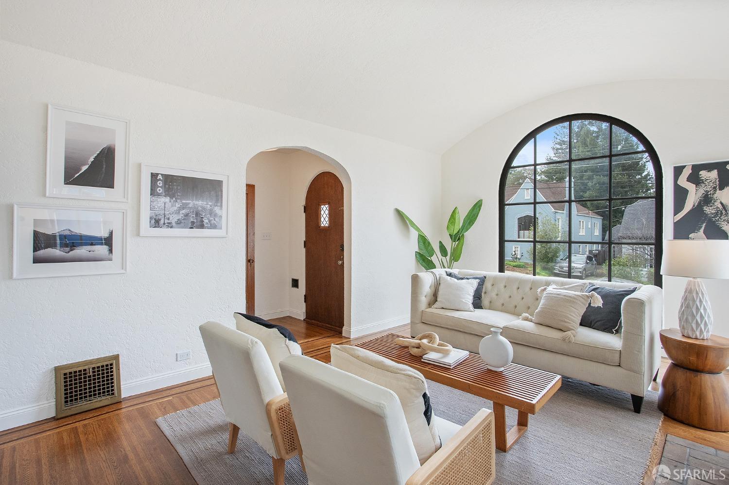 3622 Monterey Boulevard