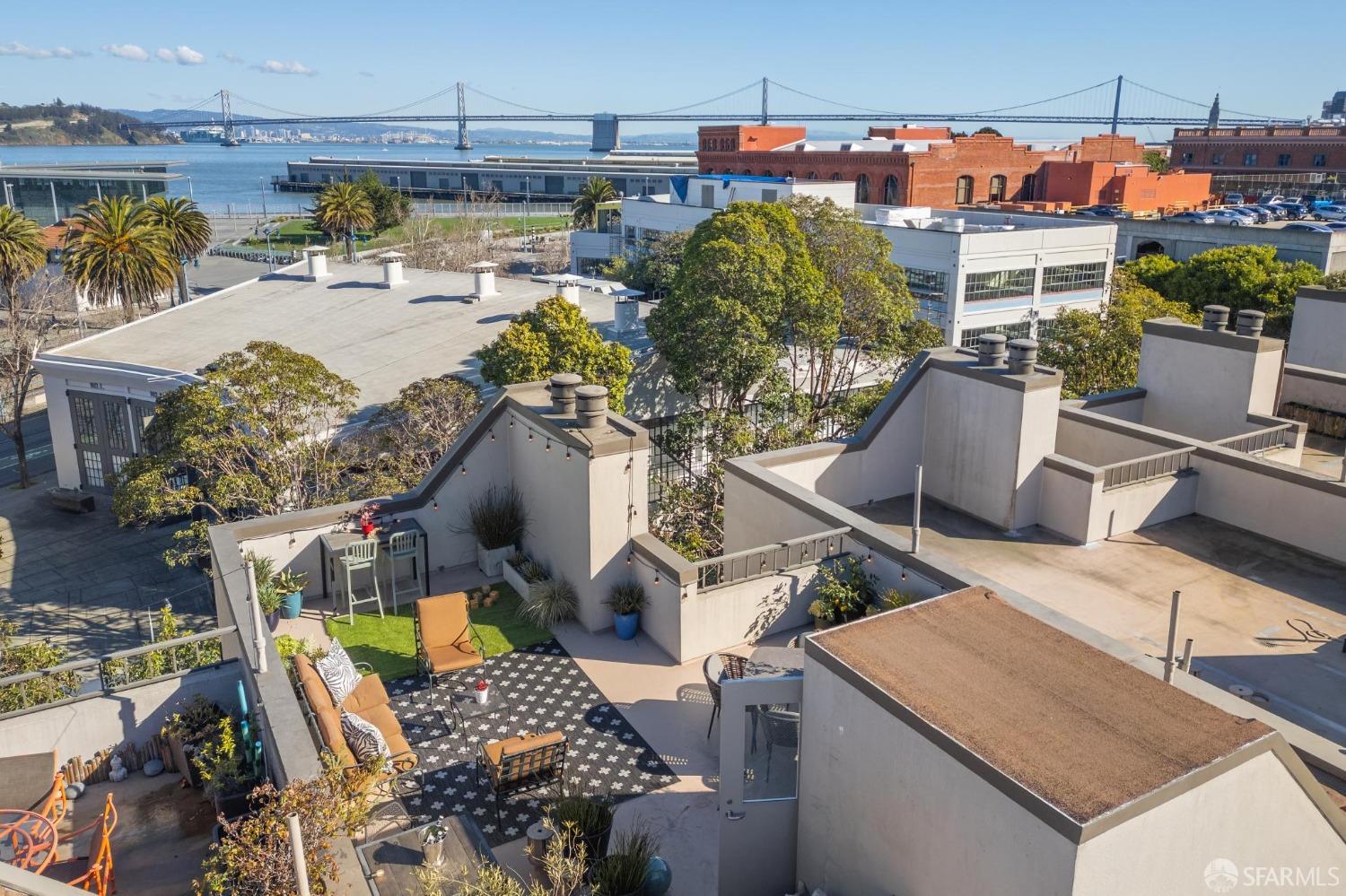 156 Lombard Street # 32