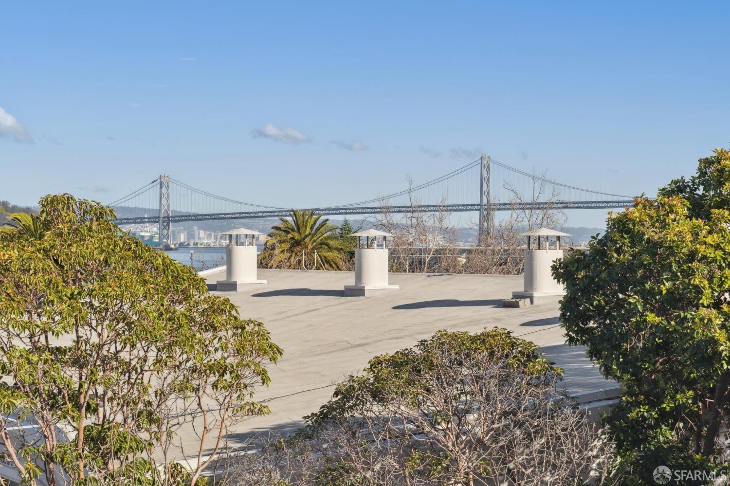 156 Lombard Street # 32