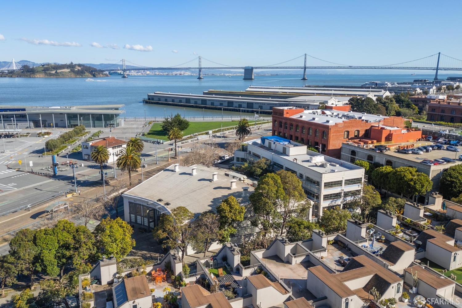 156 Lombard Street # 32