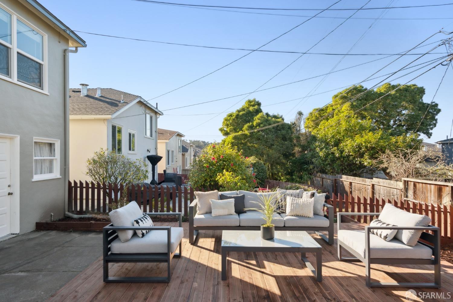142 Westlawn Avenue