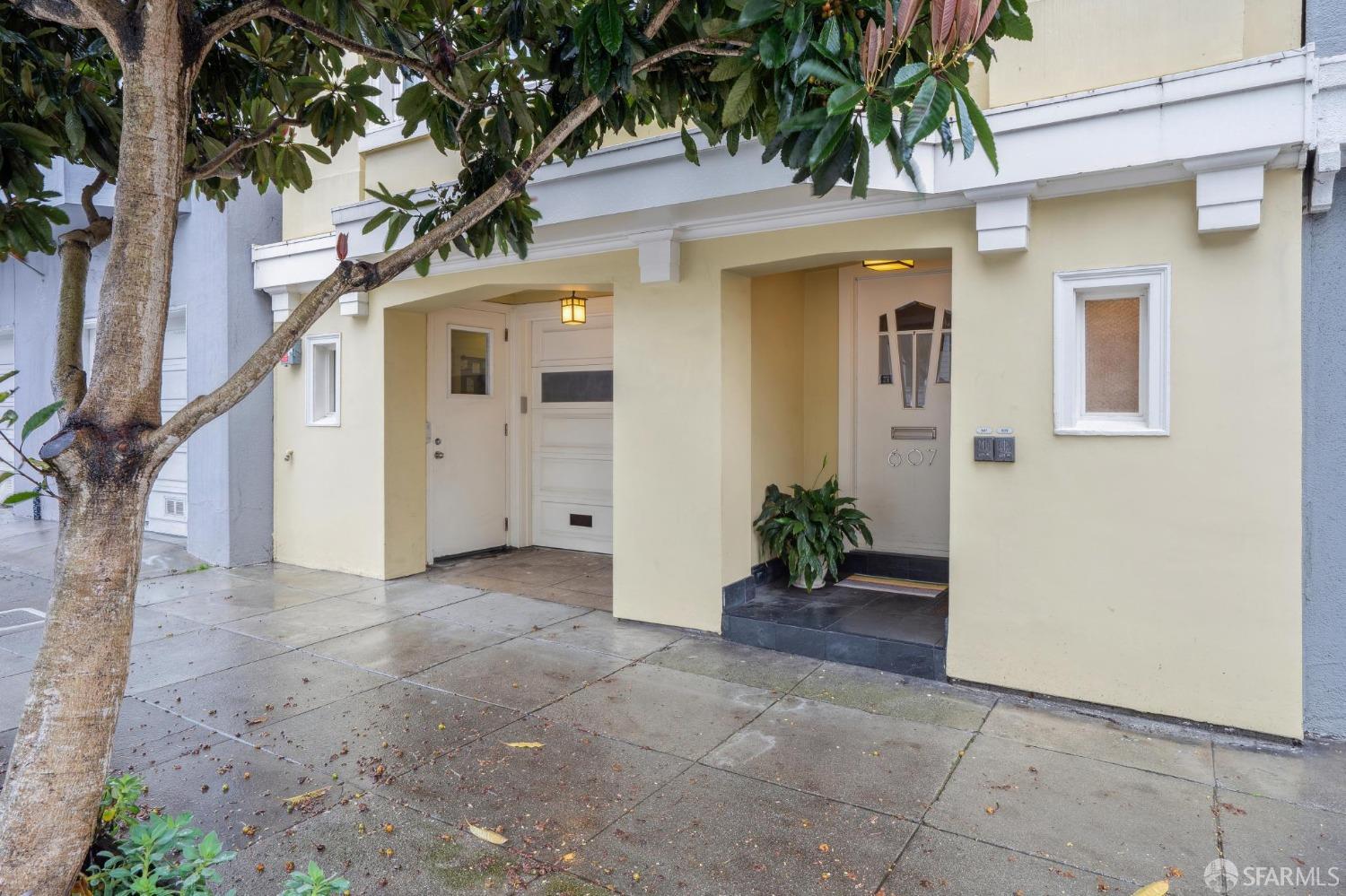 609 Central Avenue