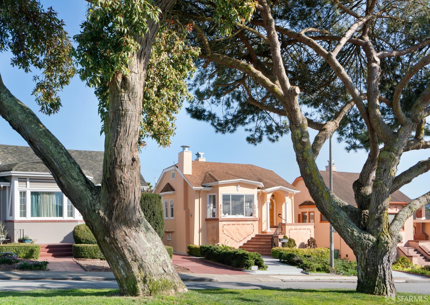 552 Miramar Avenue