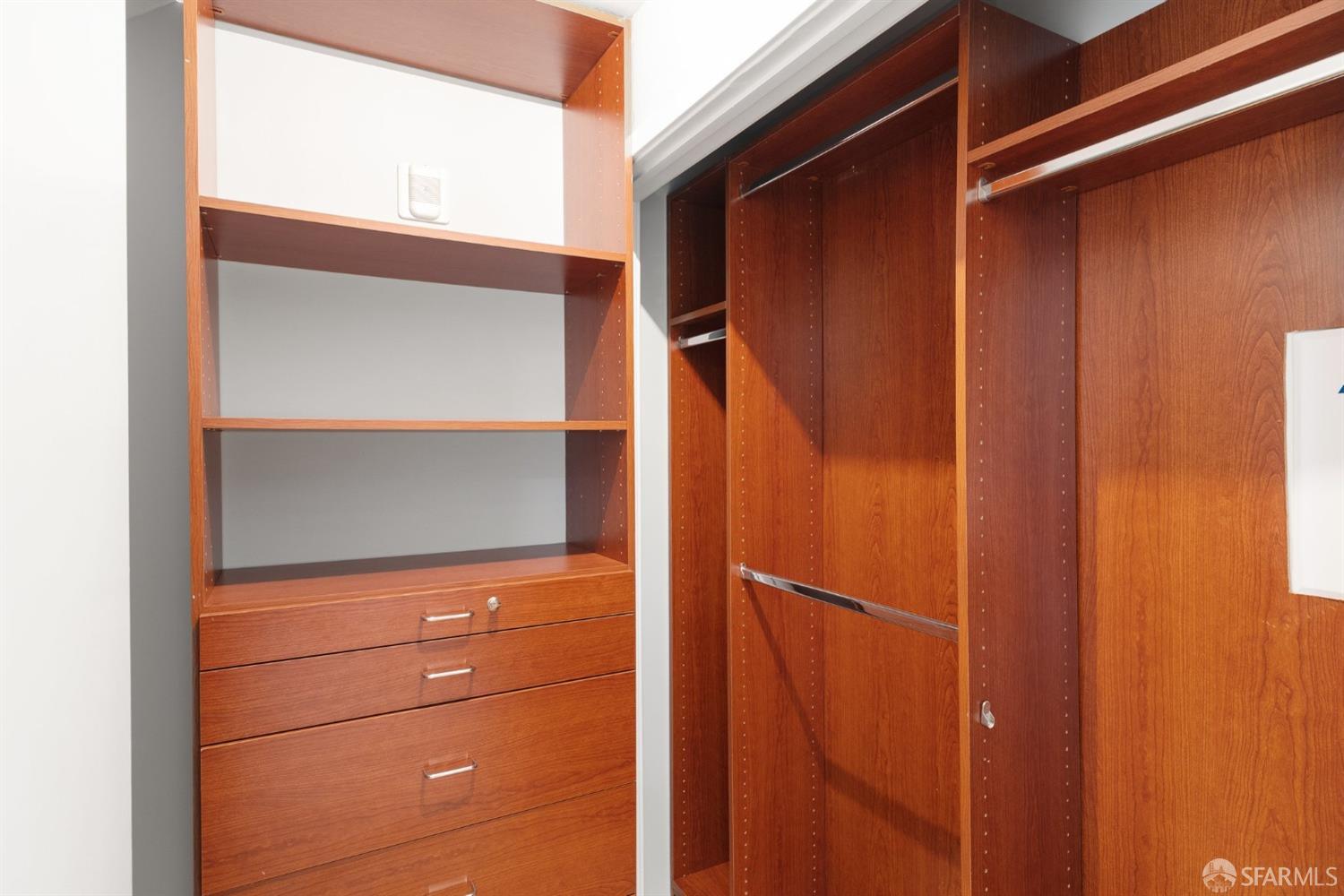 588 South Van Ness Avenue # 8