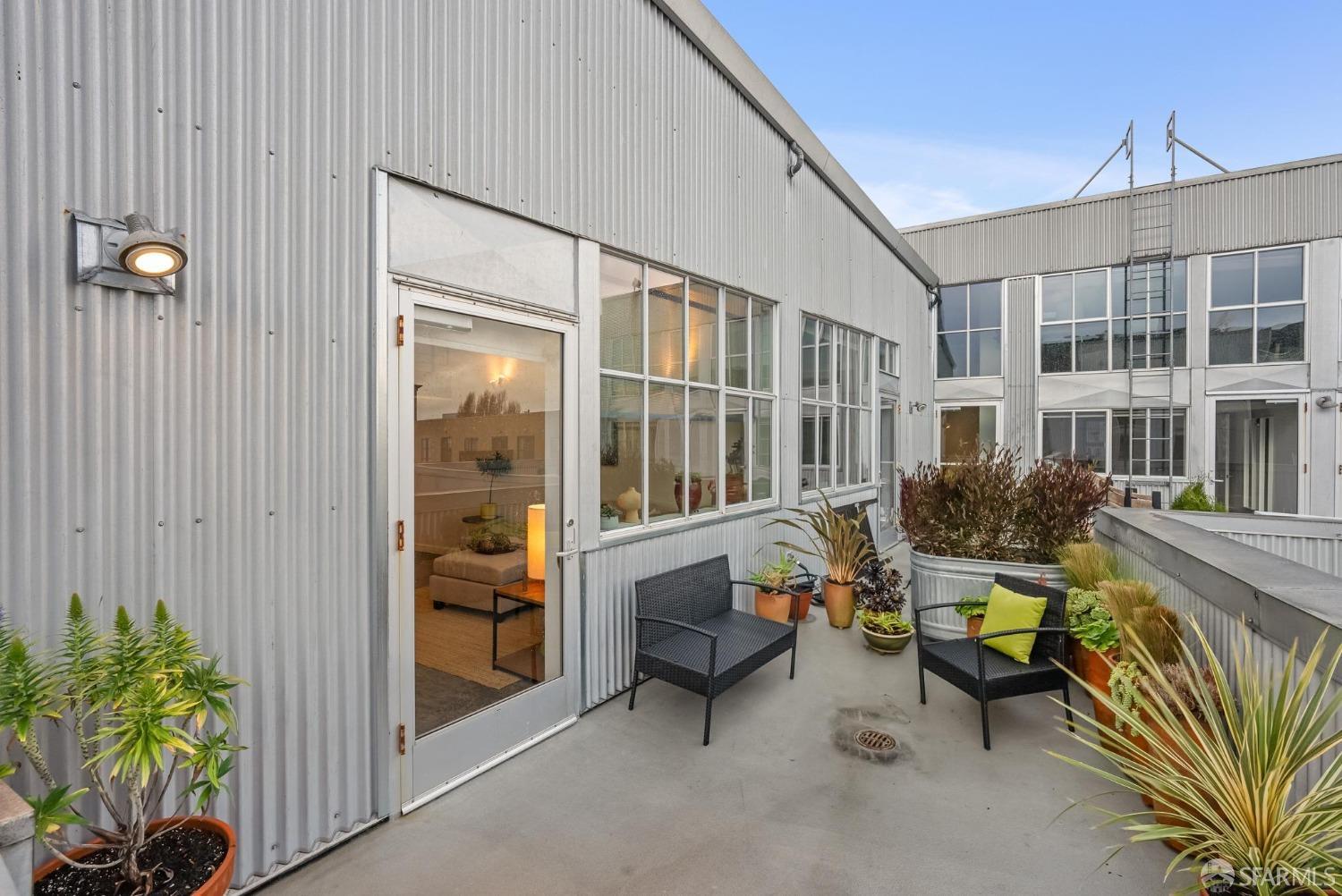 60 Rausch Street # 404