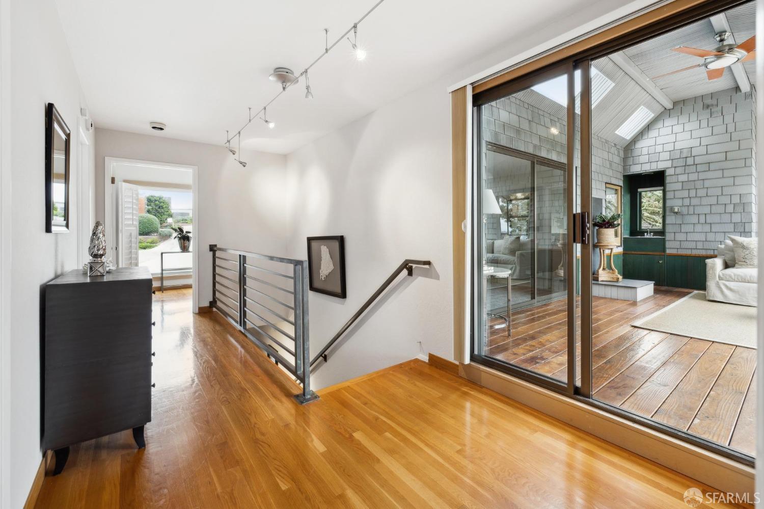 25 Jade Place