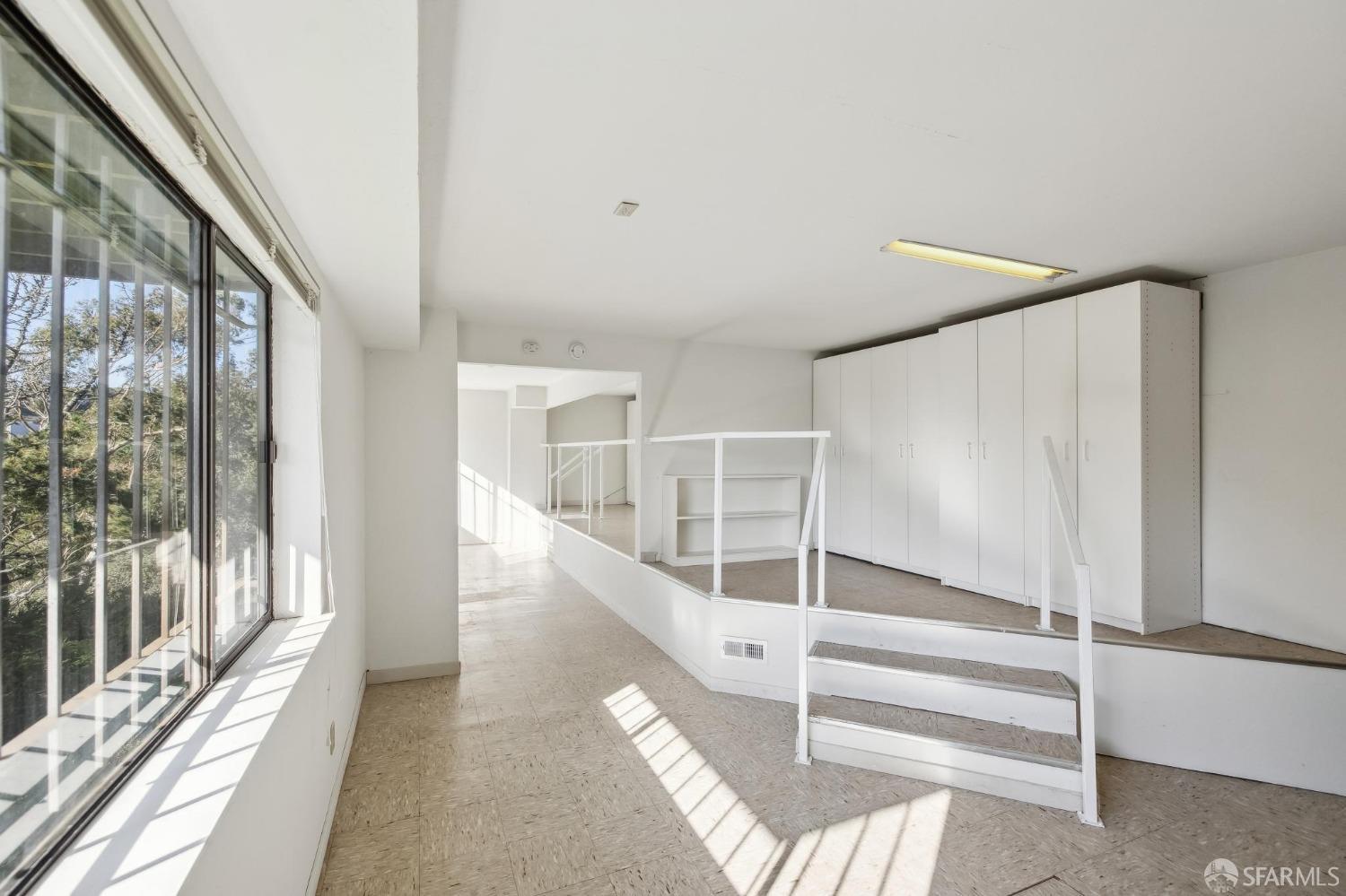 25 Jade Place