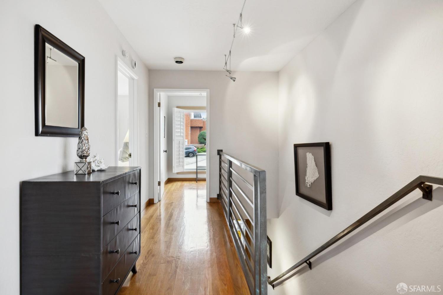 25 Jade Place