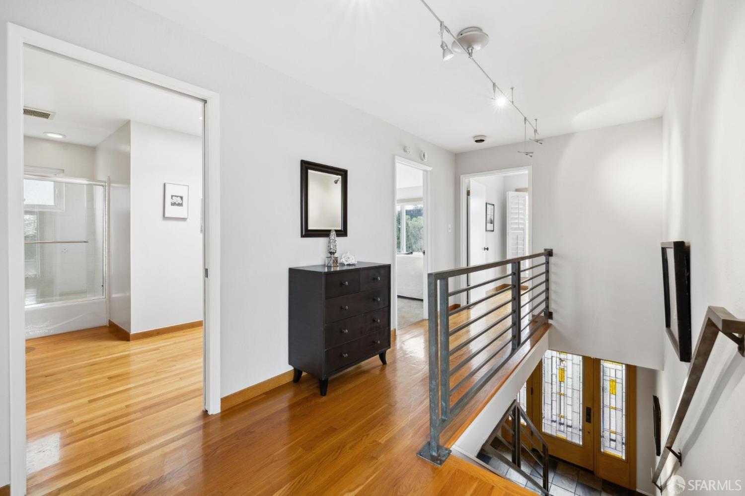 25 Jade Place
