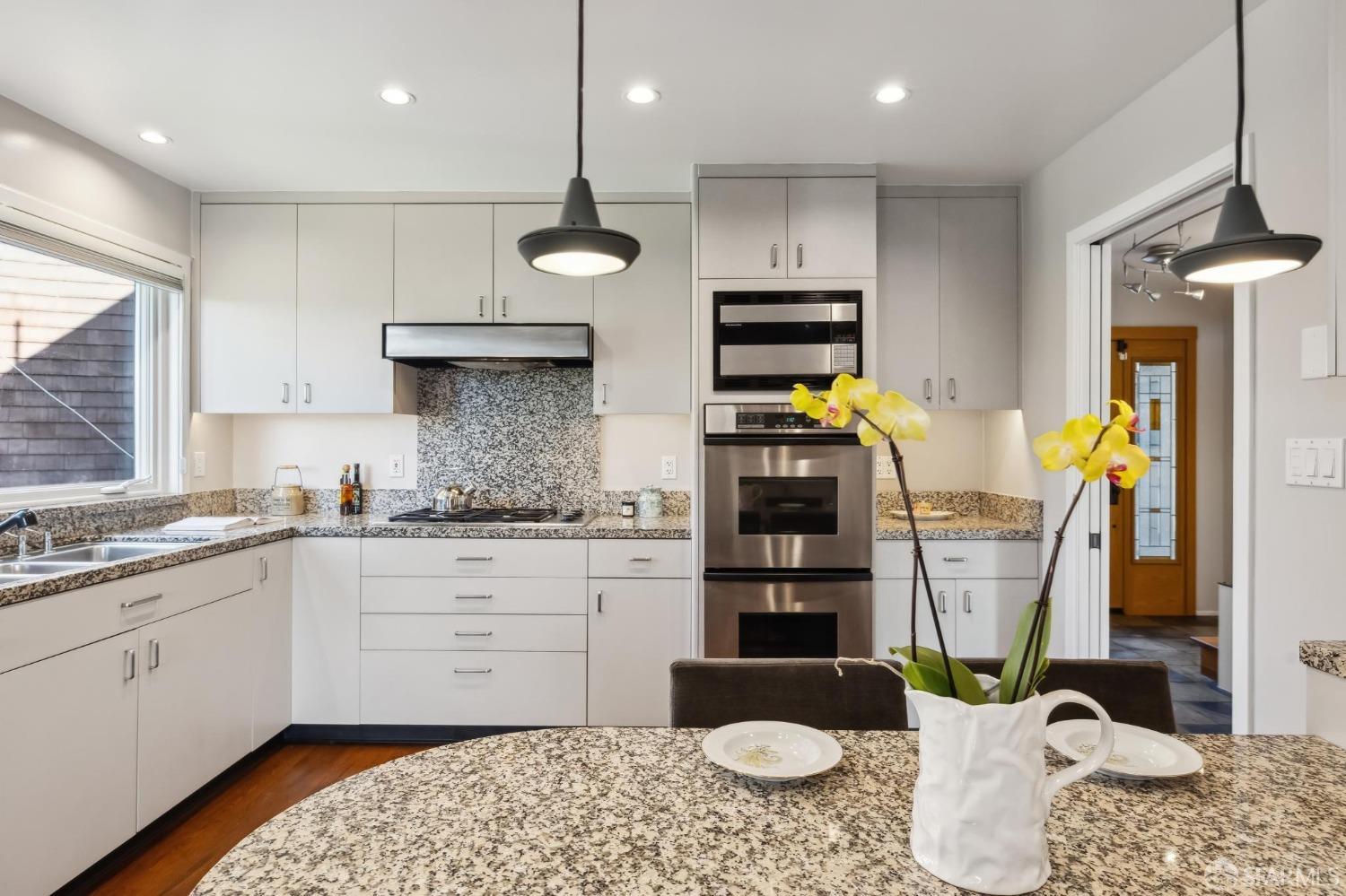 25 Jade Place