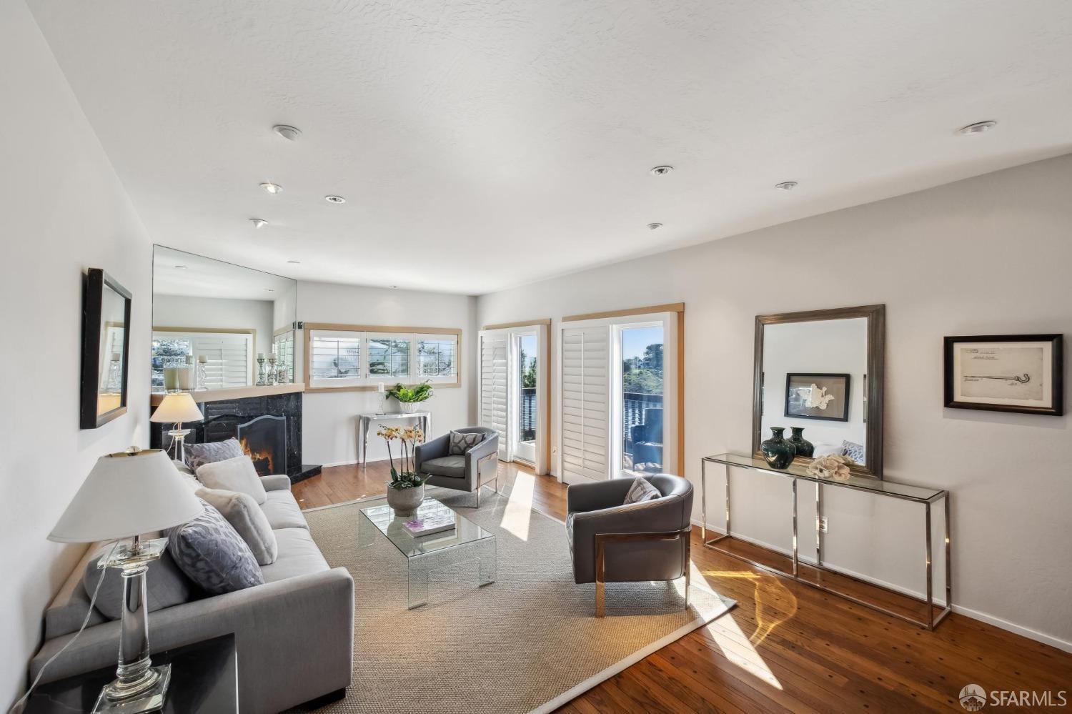 25 Jade Place