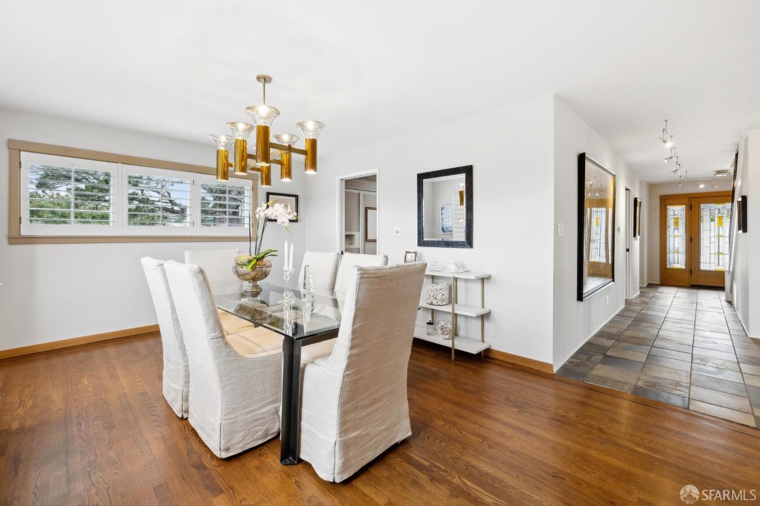 25 Jade Place