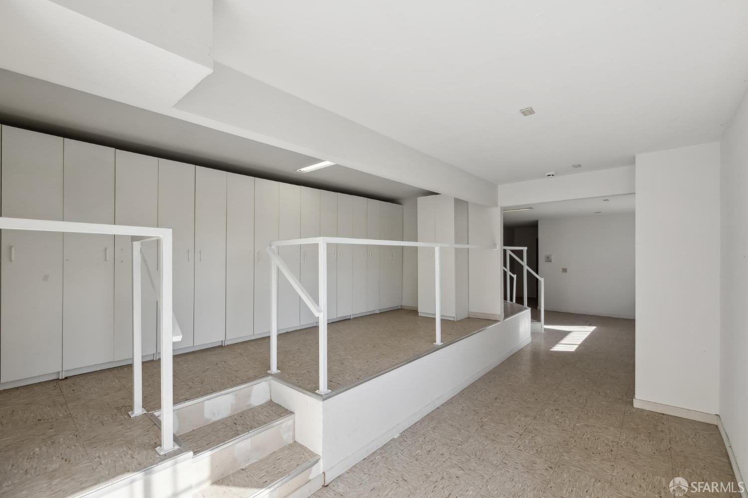25 Jade Place