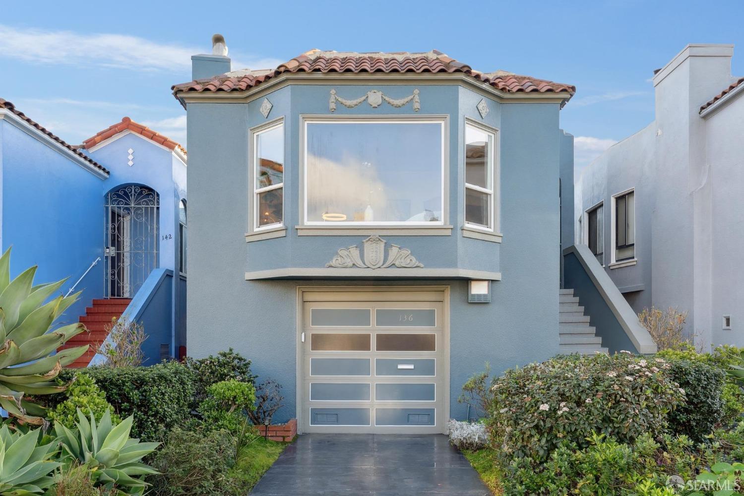 136 Benton Avenue