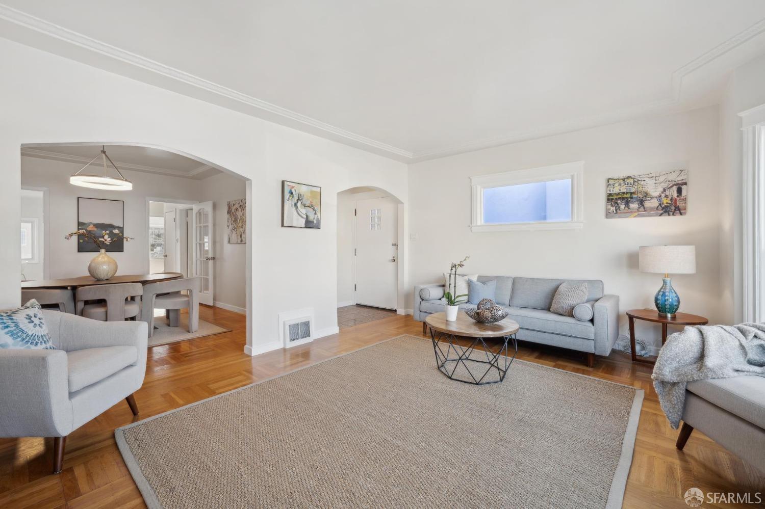 136 Benton Avenue