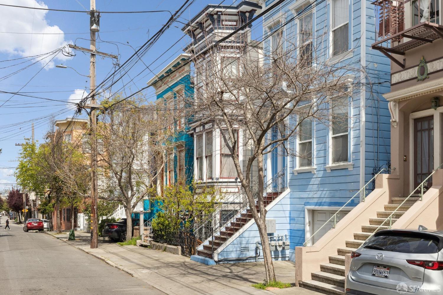 342-344 San Carlos Street