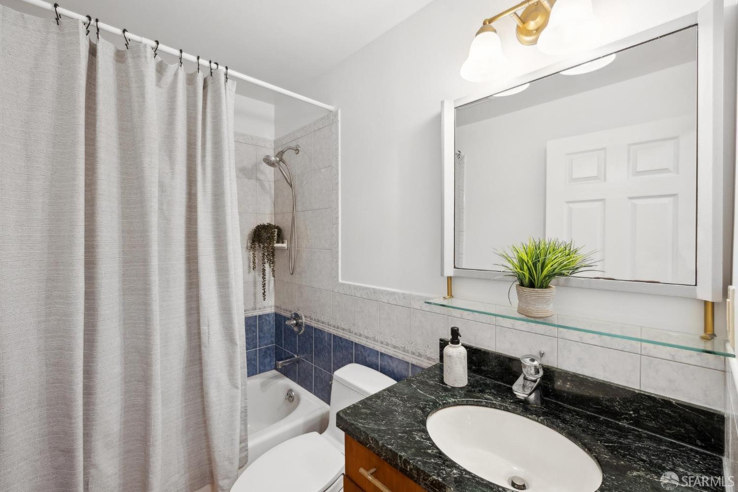 342-344 San Carlos Street