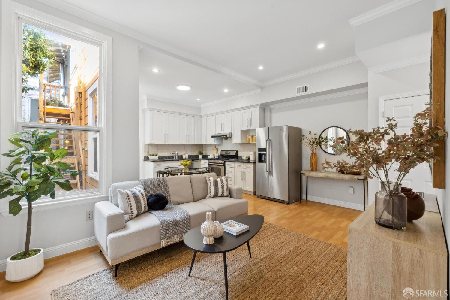 342-344 San Carlos Street