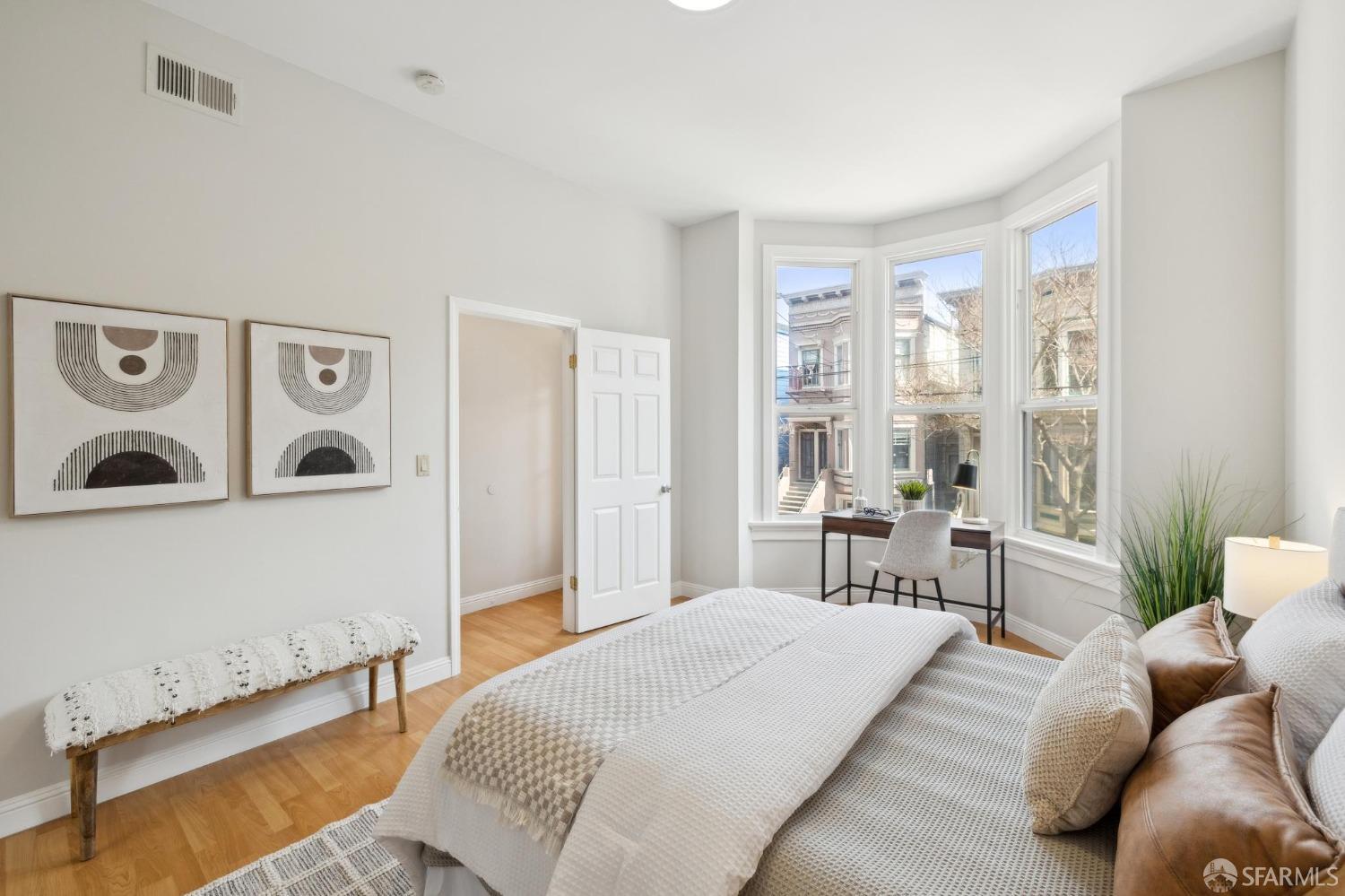 342-344 San Carlos Street