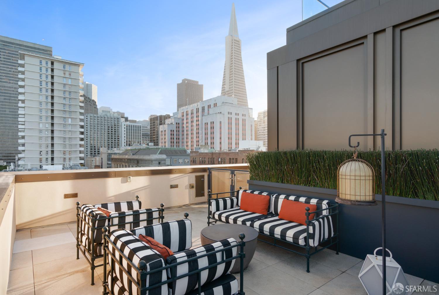 288 Pacific Avenue # 3A