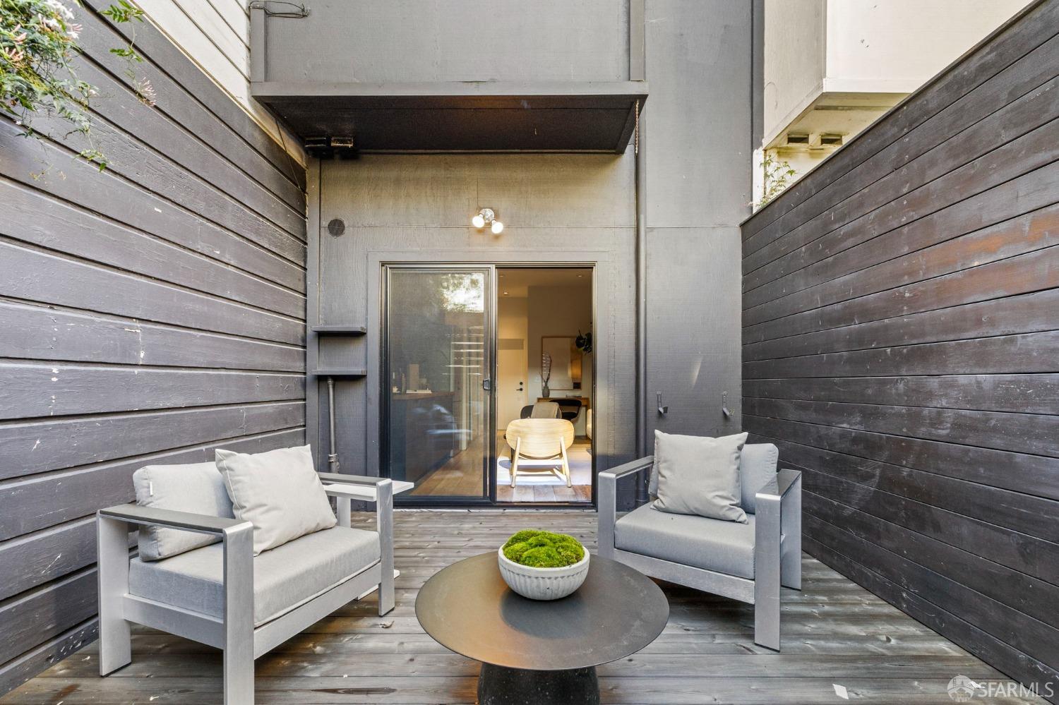 7 Sumner Street