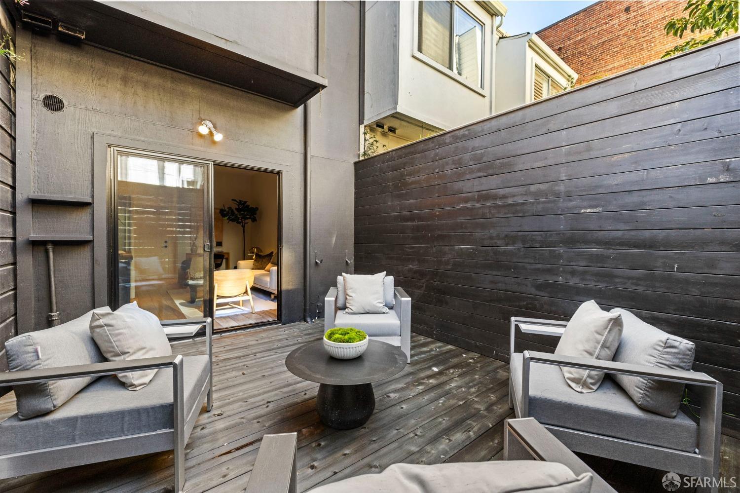 7 Sumner Street