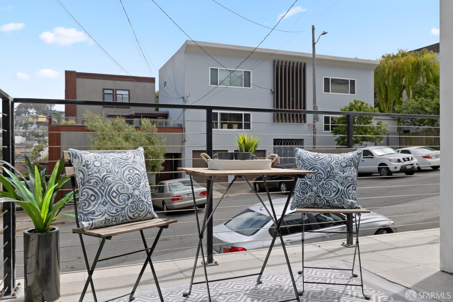 374 Valley Street