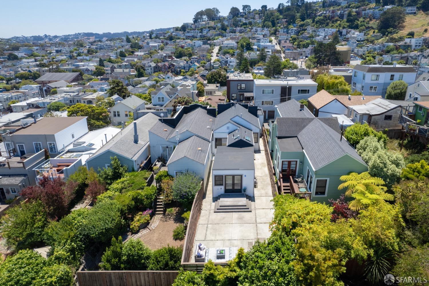 374 Valley Street