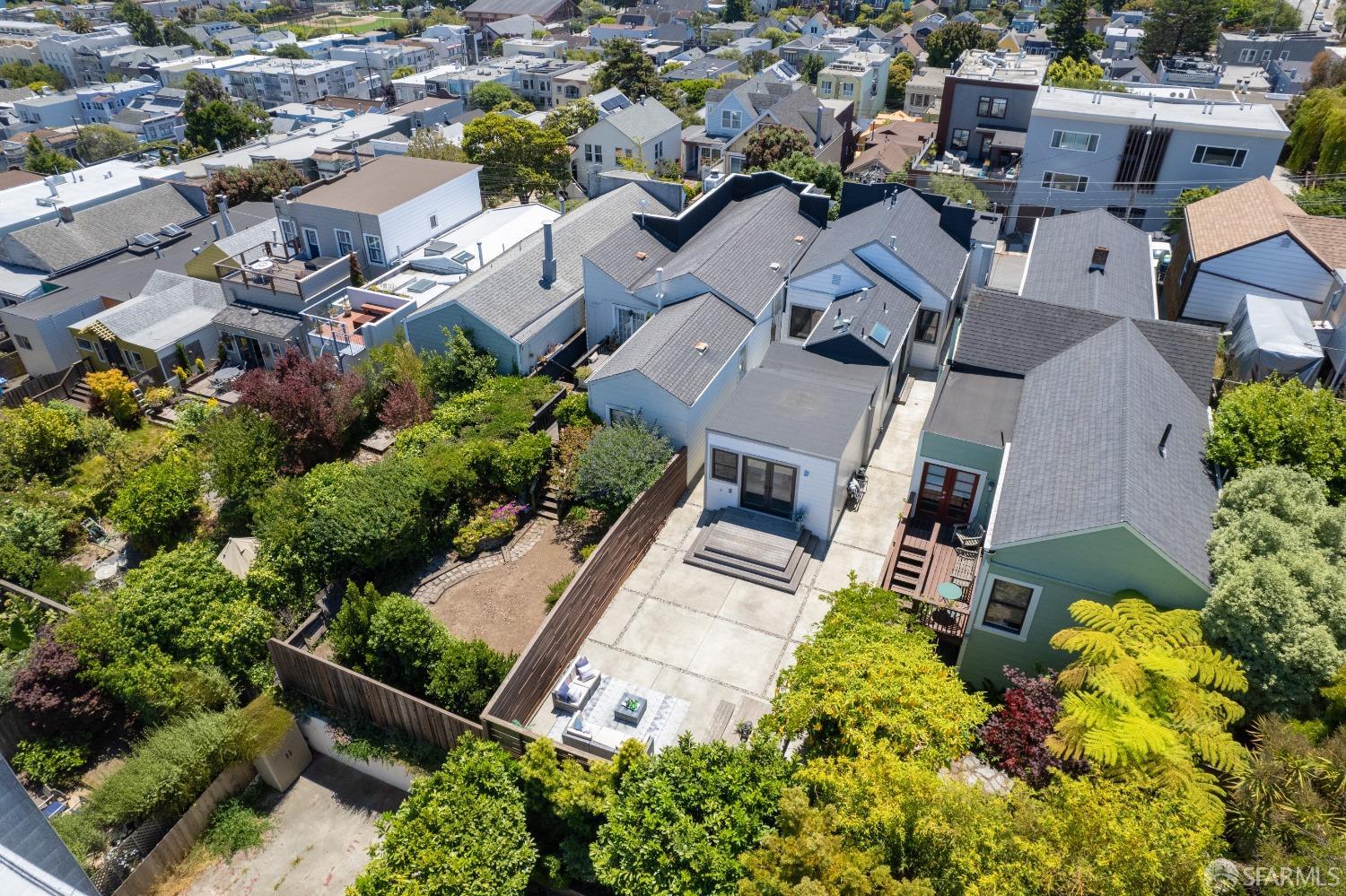 374 Valley Street