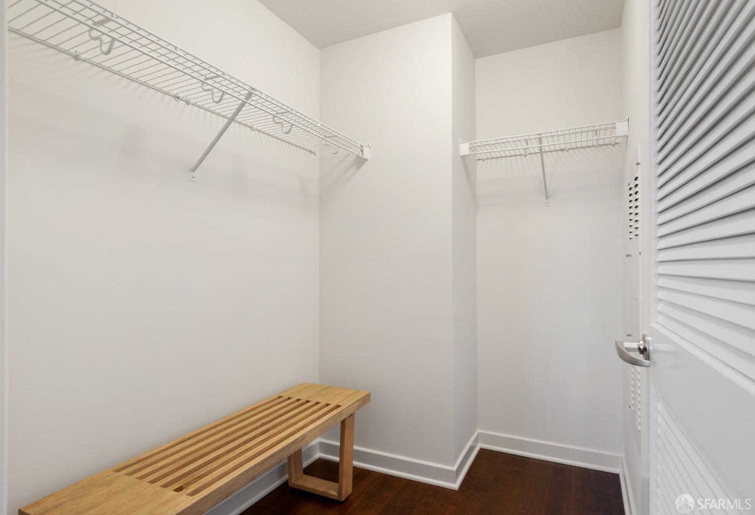 260 King Street # 1411